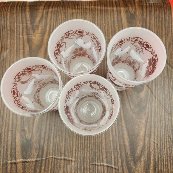 Culver Chicken Frosted Glass Set of 4 | Farmhouse Kitchen Decor - Picture 4 of 7